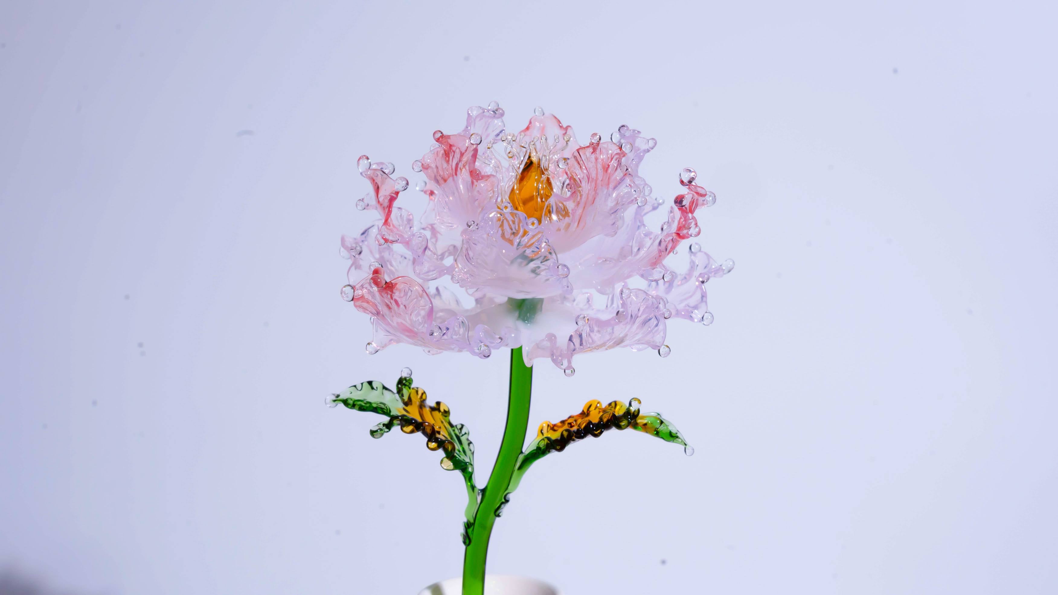 Red white LiuLI Crystal Peony