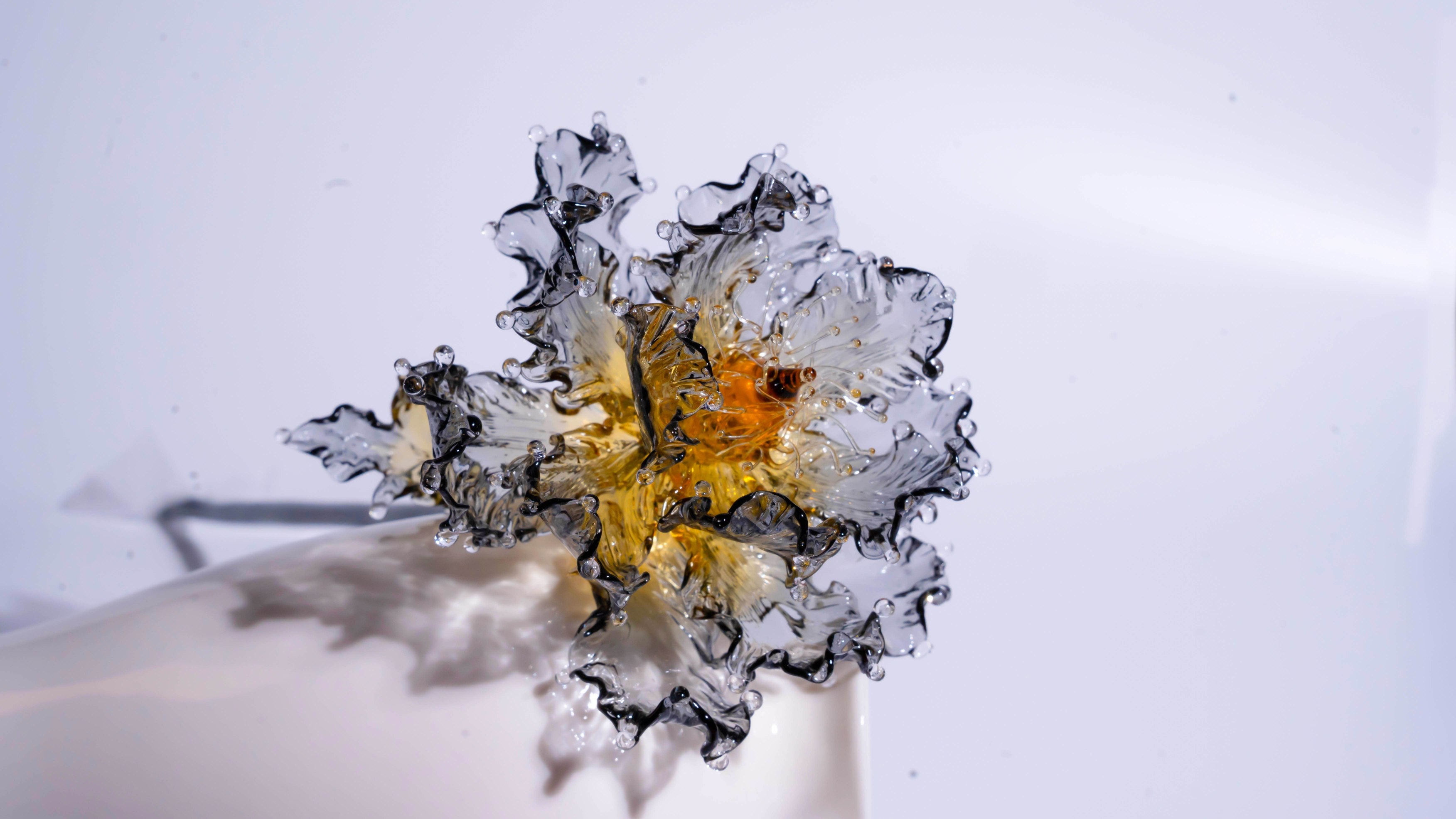 Golden Black Liuli Crystal Peony