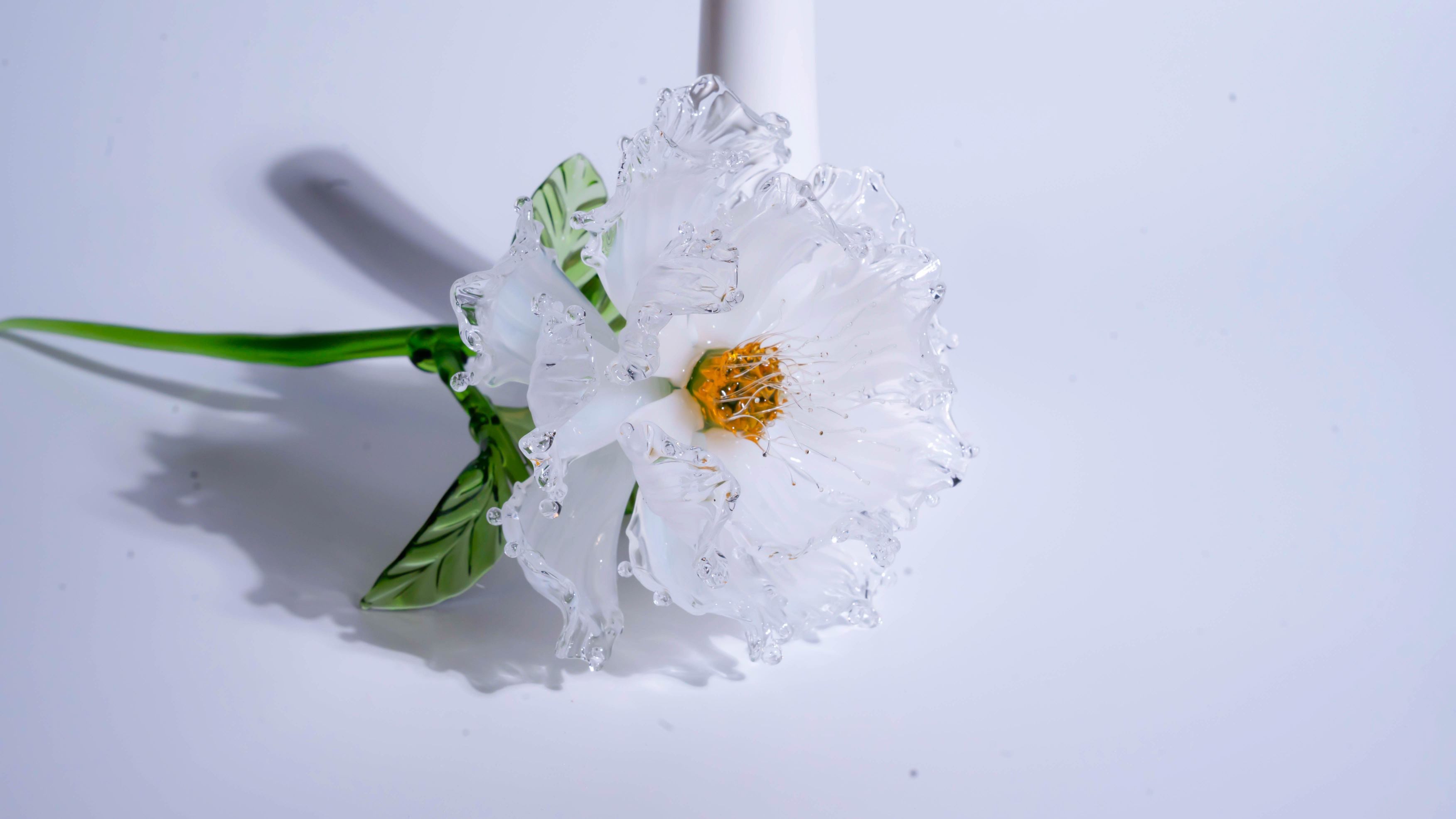 White Liuli Crystal Peony