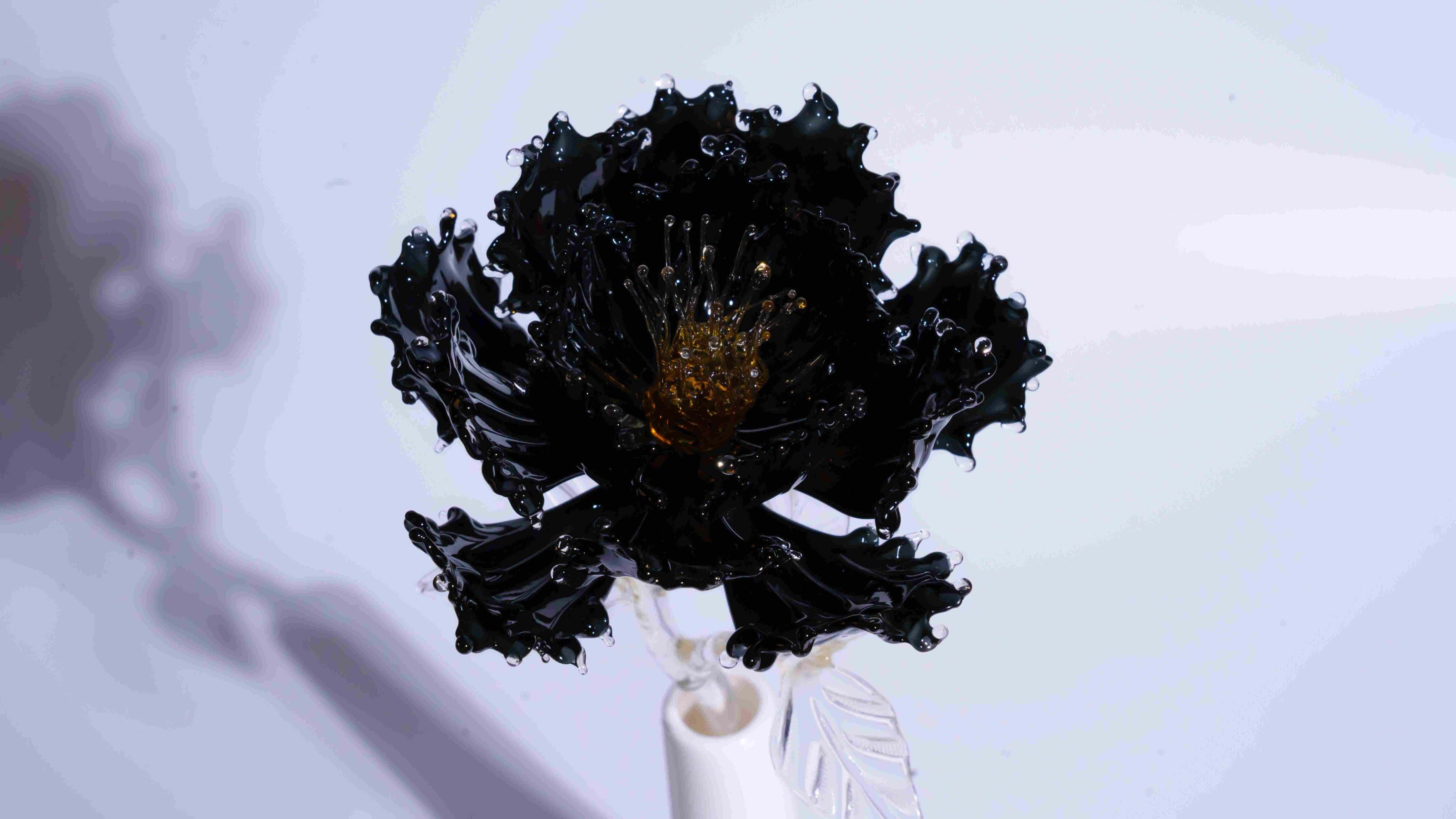 Black Liuli Crystal Peony