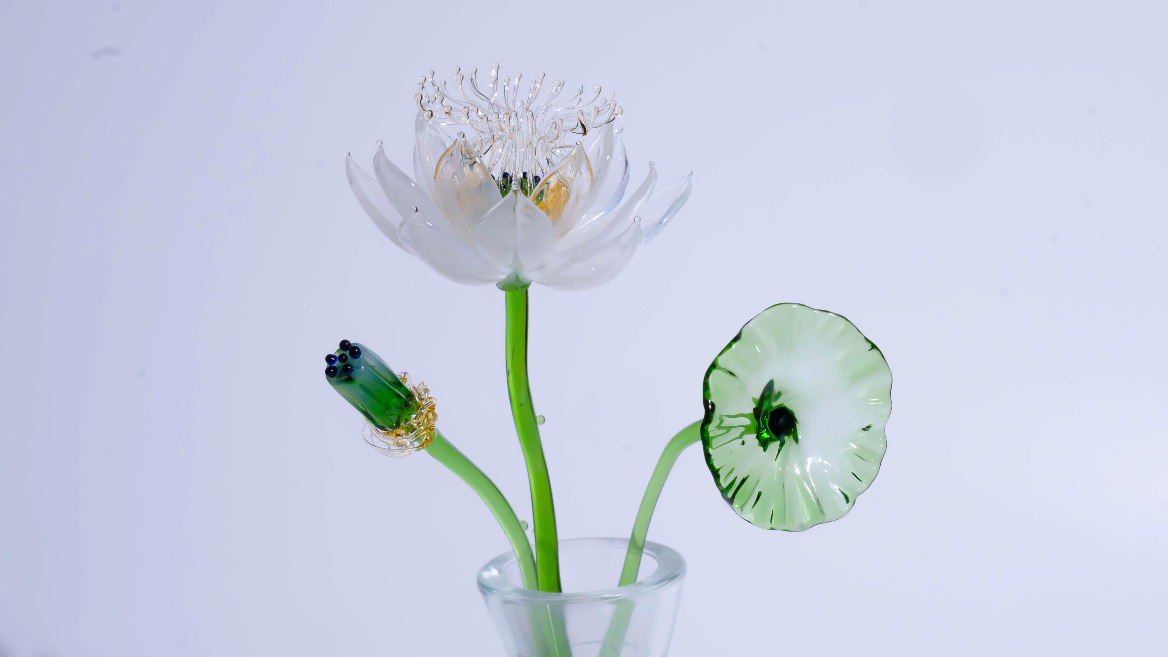White LiuLi Crystal Lotus