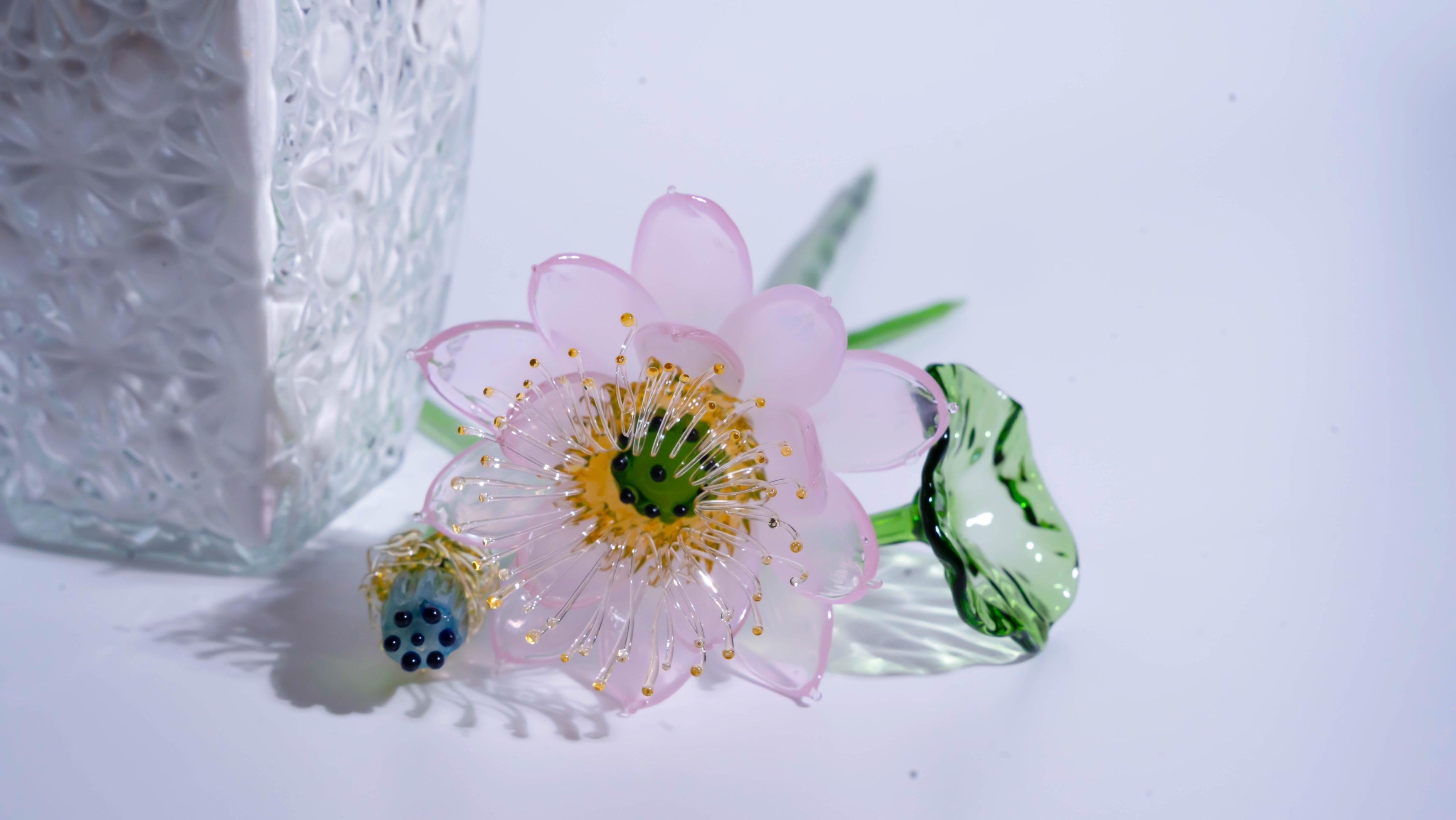 Pink LiuLi Crystal Lotus