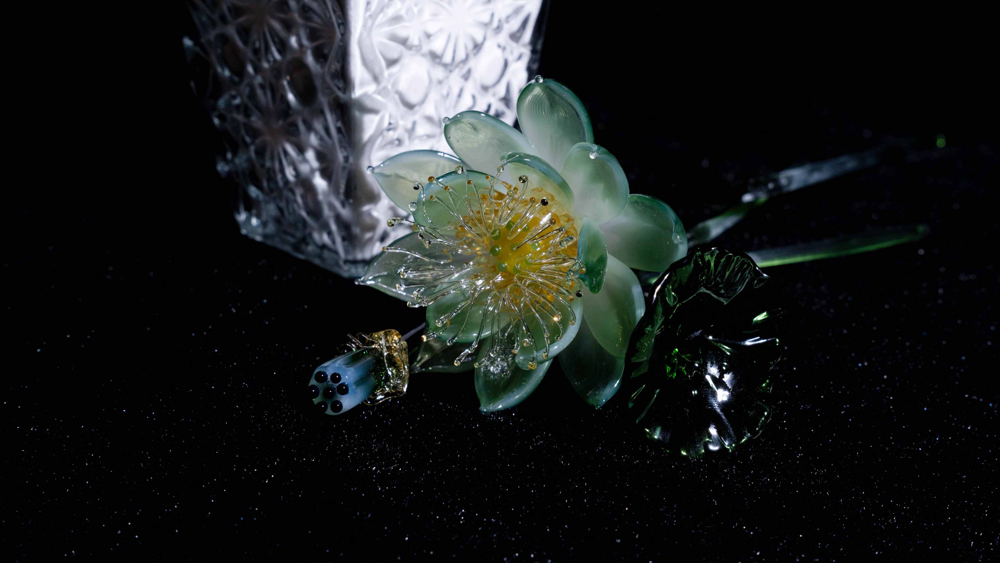 Green LiuLi Crystal Lotus