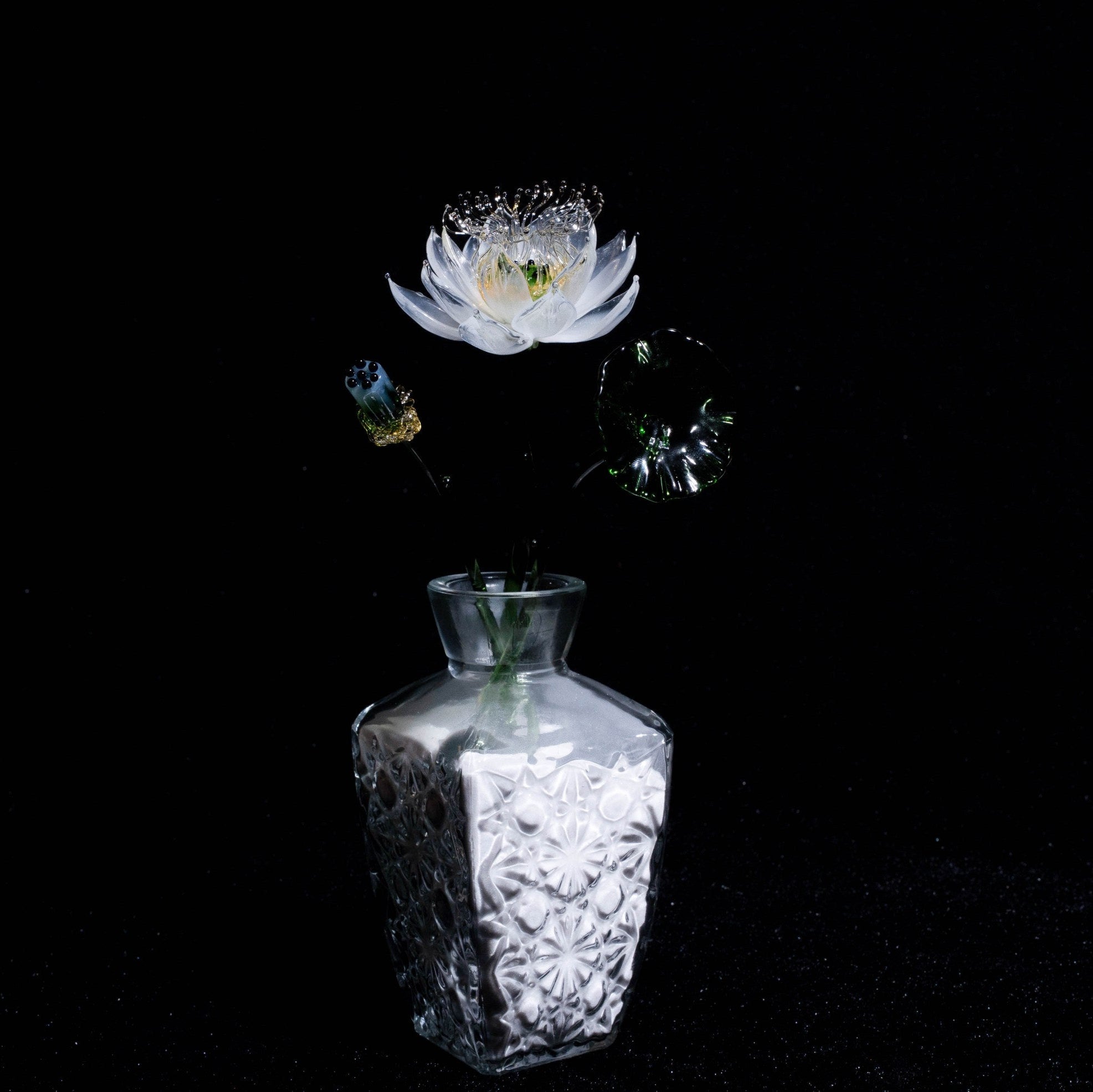 White LiuLi Crystal Lotus