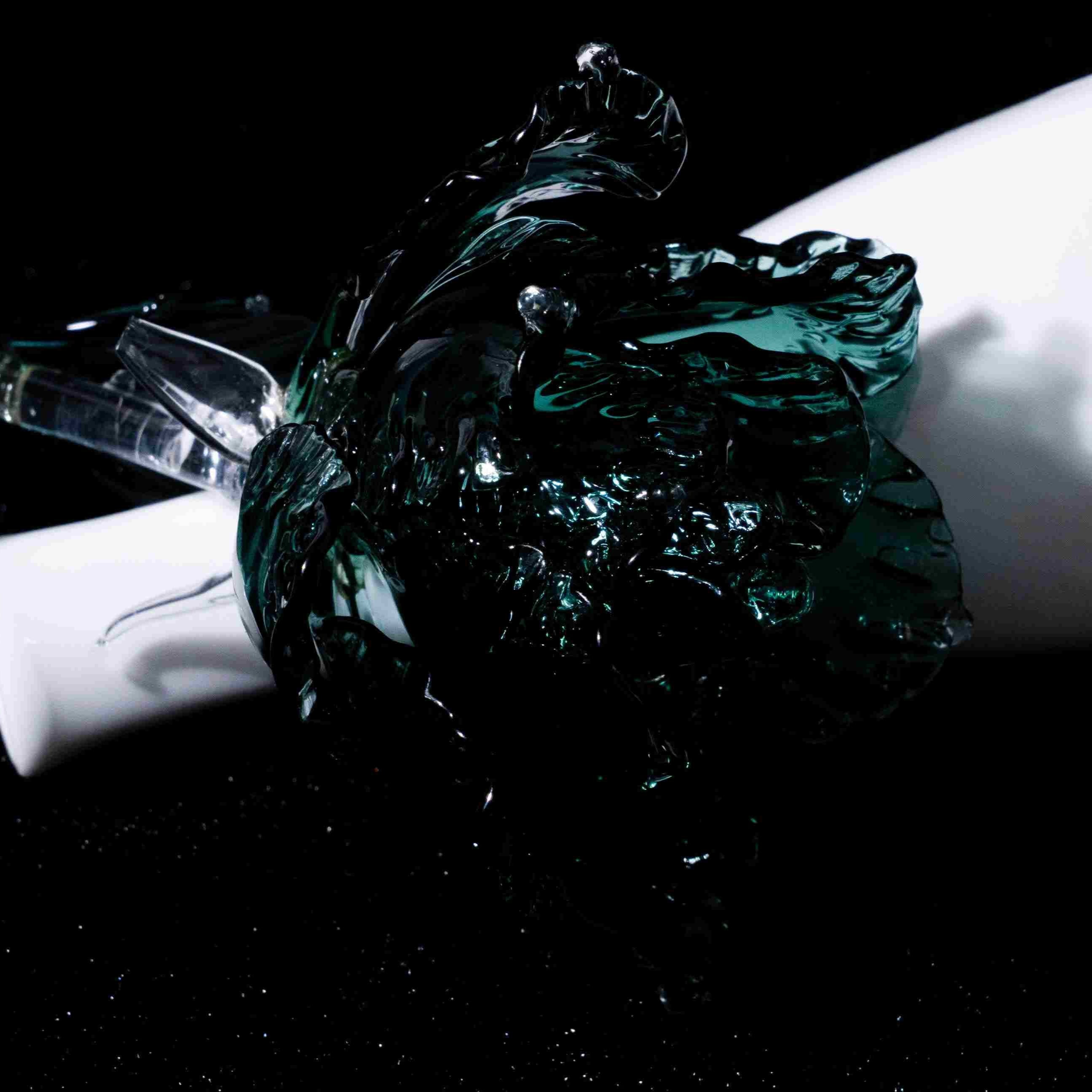 Dark Green Liuli Crystal Rose